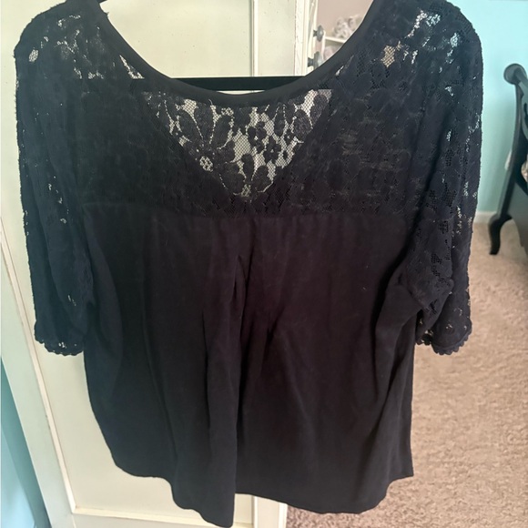 Anthropologie Black Lace Relaxed Short Sleeve Blouse - Picture 3 of 3